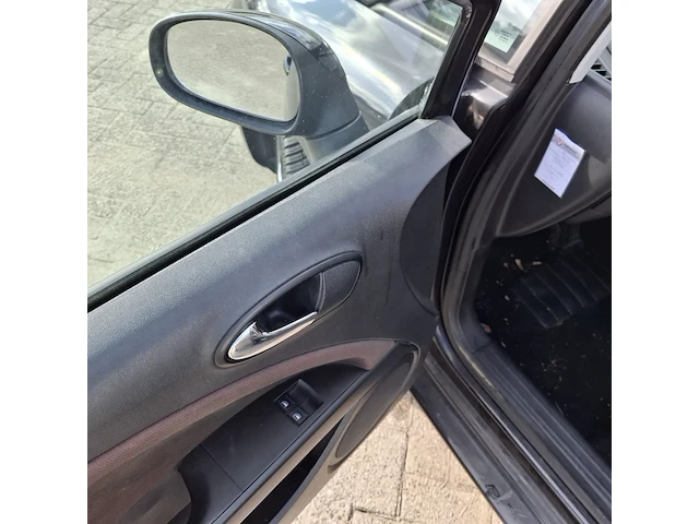 Personenauto seat, leon 1.6 reference, zwart, bouwjaar 2006 - afbeelding 3 van  47