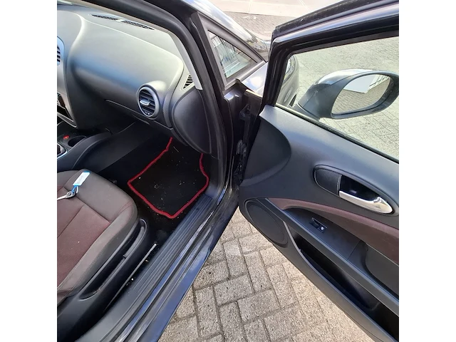 Personenauto seat, leon 1.6 reference, zwart, bouwjaar 2006 - afbeelding 22 van  47