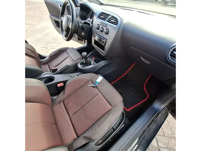 Personenauto seat, leon 1.6 reference, zwart, bouwjaar 2006 - afbeelding 24 van  47