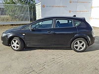 Personenauto seat, leon 1.6 reference, zwart, bouwjaar 2006 - afbeelding 47 van  47