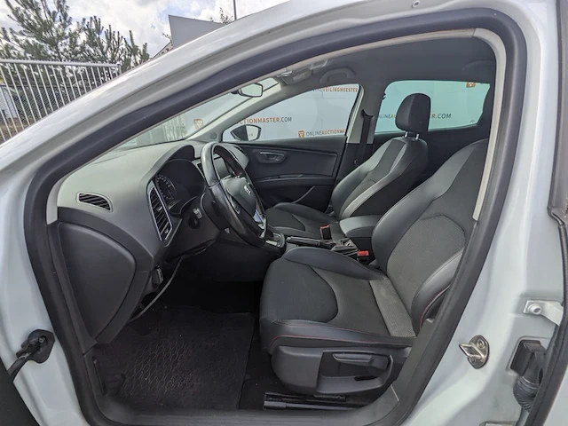 Personenauto seat, leon 2.0 tdi fr connect, wit, bouwjaar 2016 - afbeelding 5 van  58