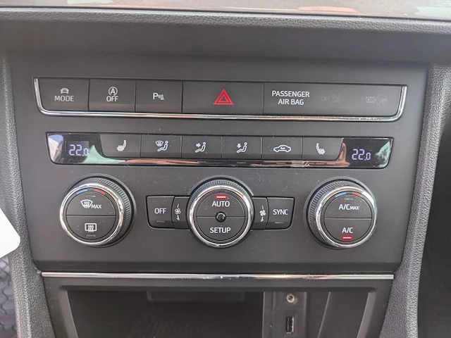 Personenauto seat, leon 2.0 tdi fr connect, wit, bouwjaar 2016 - afbeelding 20 van  58