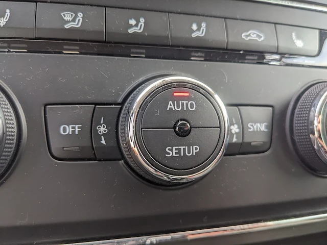 Personenauto seat, leon 2.0 tdi fr connect, wit, bouwjaar 2016 - afbeelding 21 van  58