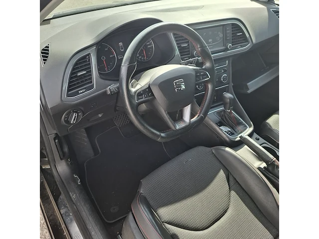 Personenauto, seat, leon - afbeelding 7 van  44