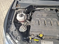 Personenauto, seat, leon - afbeelding 30 van  44