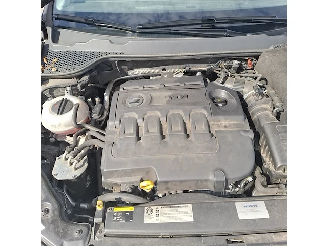 Personenauto, seat, leon - afbeelding 31 van  44