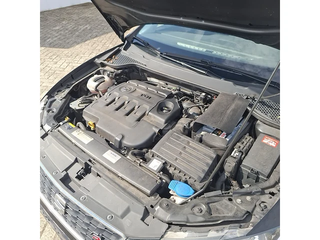 Personenauto, seat, leon - afbeelding 33 van  44