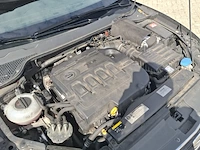 Personenauto, seat, leon - afbeelding 35 van  44