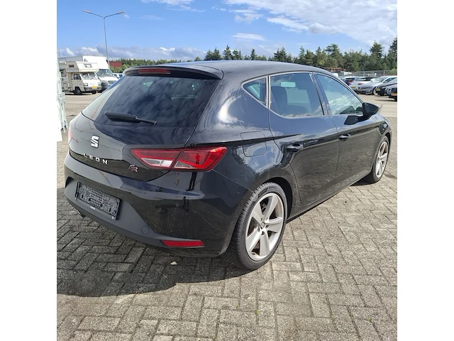 Personenauto, seat, leon - afbeelding 40 van  44