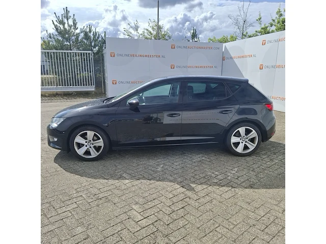 Personenauto, seat, leon - afbeelding 43 van  44