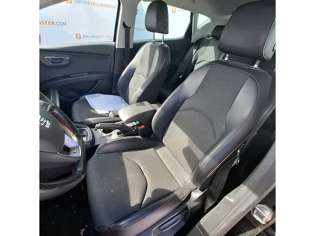 Personenauto, seat, leon - afbeelding 8 van  49