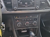 Personenauto, seat, leon - afbeelding 16 van  49