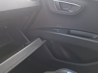 Personenauto, seat, leon - afbeelding 21 van  49