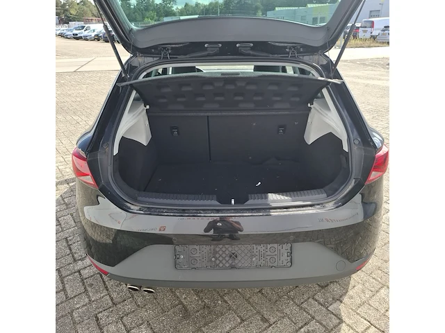 Personenauto, seat, leon - afbeelding 27 van  49
