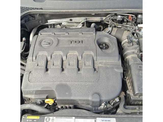 Personenauto, seat, leon - afbeelding 35 van  49