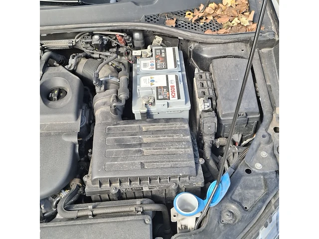 Personenauto, seat, leon - afbeelding 36 van  49