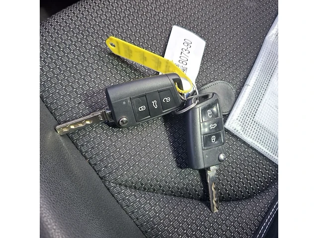 Personenauto, seat, leon - afbeelding 44 van  49