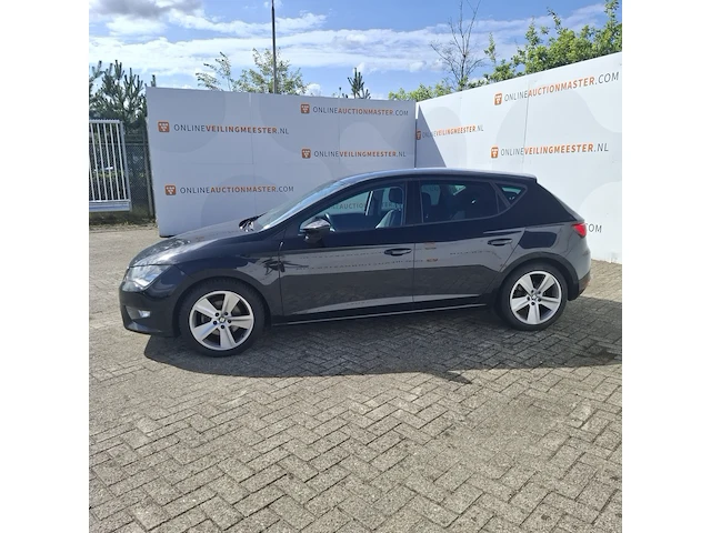 Personenauto, seat, leon - afbeelding 48 van  49