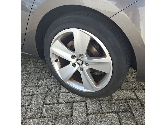 Personenauto, seat, leon - afbeelding 5 van  45