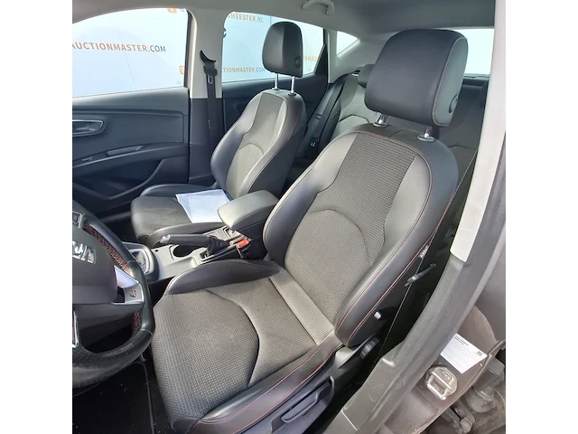 Personenauto, seat, leon - afbeelding 8 van  45