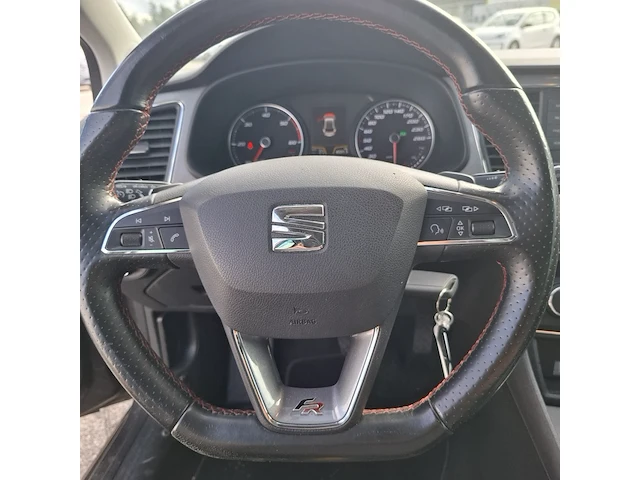 Personenauto, seat, leon - afbeelding 10 van  45
