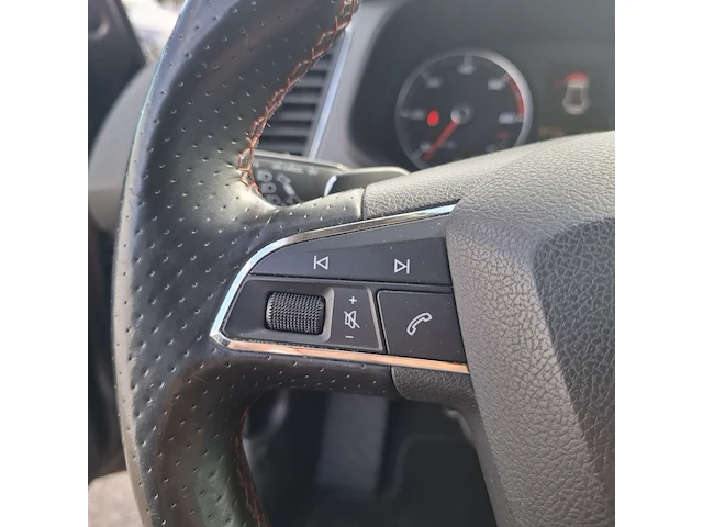 Personenauto, seat, leon - afbeelding 11 van  45
