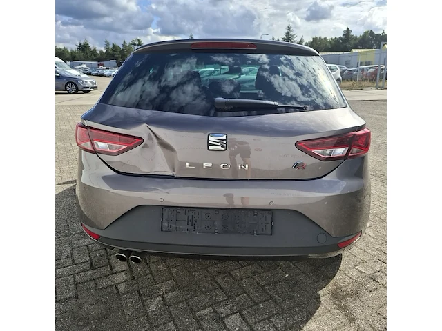 Personenauto, seat, leon - afbeelding 42 van  45