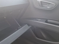 Personenauto, seat, leon - afbeelding 18 van  56