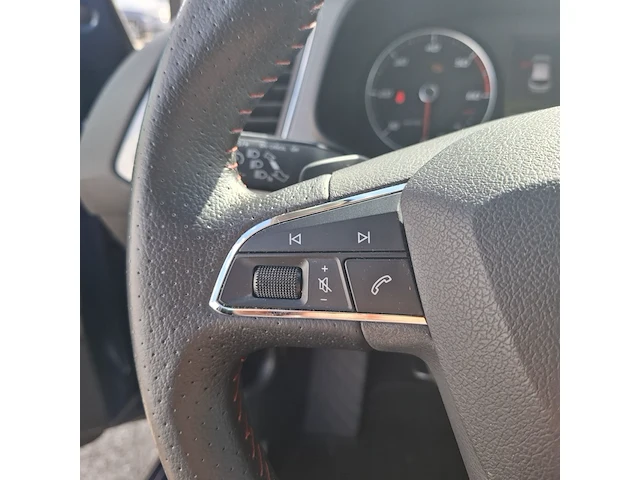 Personenauto, seat, leon - afbeelding 19 van  56