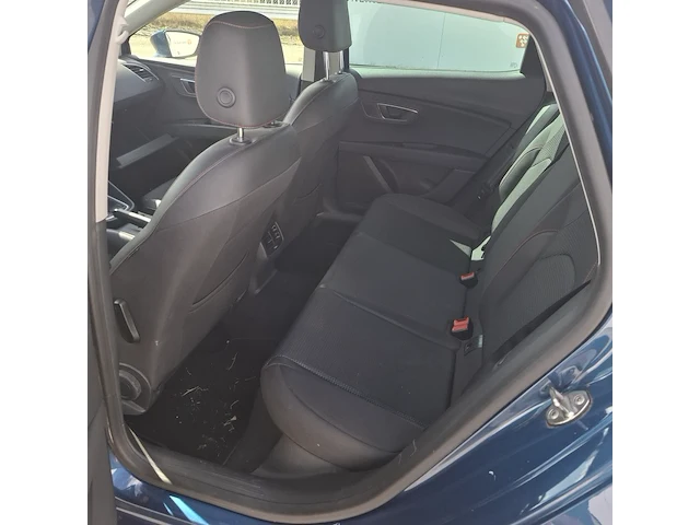 Personenauto, seat, leon - afbeelding 21 van  56