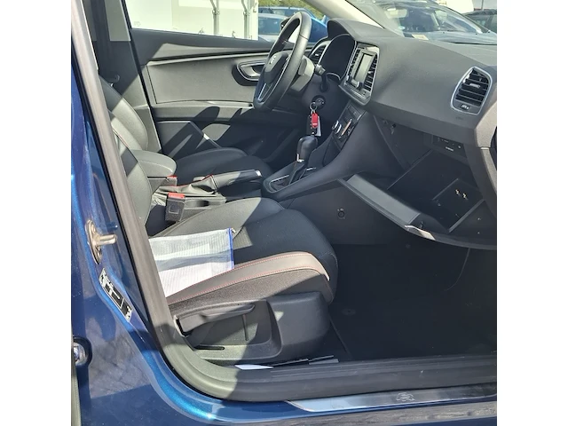 Personenauto, seat, leon - afbeelding 29 van  56