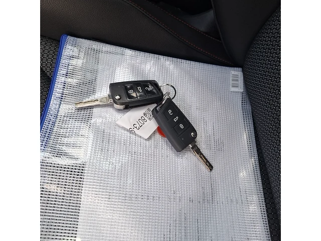 Personenauto, seat, leon - afbeelding 52 van  56