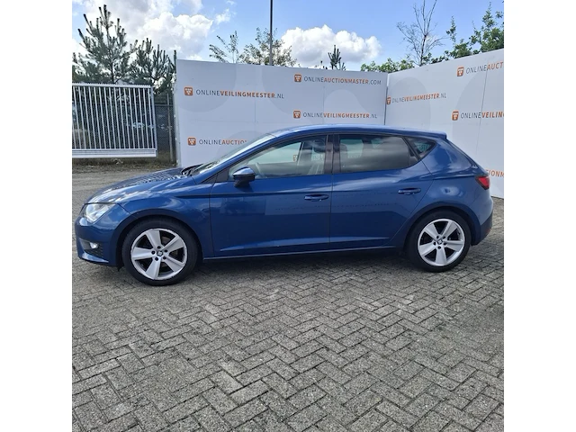 Personenauto, seat, leon - afbeelding 56 van  56