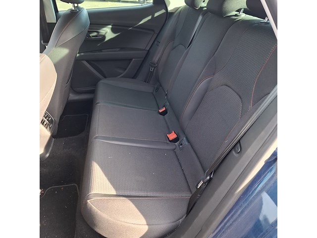 Personenauto, seat, leon - afbeelding 35 van  48