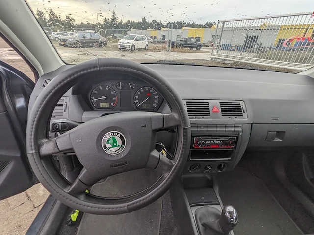 Personenauto skoda, fabia 1.4-16v flash, bouwjaar 2004 - afbeelding 6 van  51