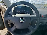 Personenauto skoda, fabia 2.0 elegance, bouwjaar 2005 - afbeelding 9 van  26