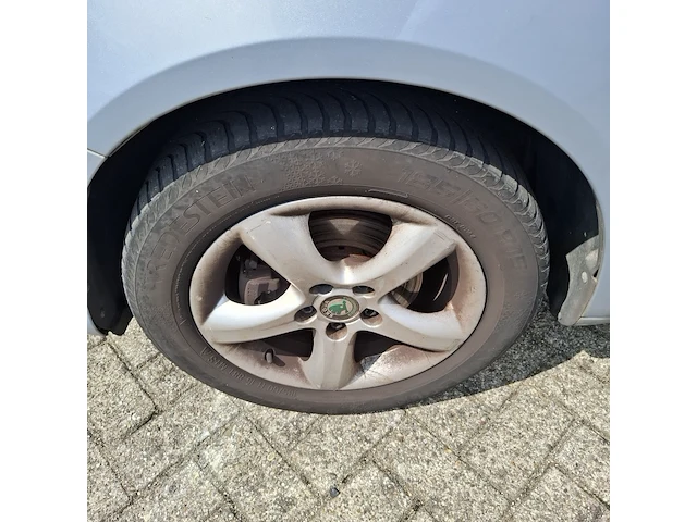 Personenauto skoda, fabia combi 1.2 tdi greenline, bouwjaar 2011 - afbeelding 2 van  33