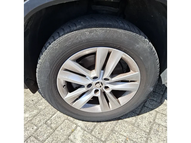 Personenauto skoda, kodiaq 1.5 tsi ambition, bouwjaar 2019 - afbeelding 2 van  37