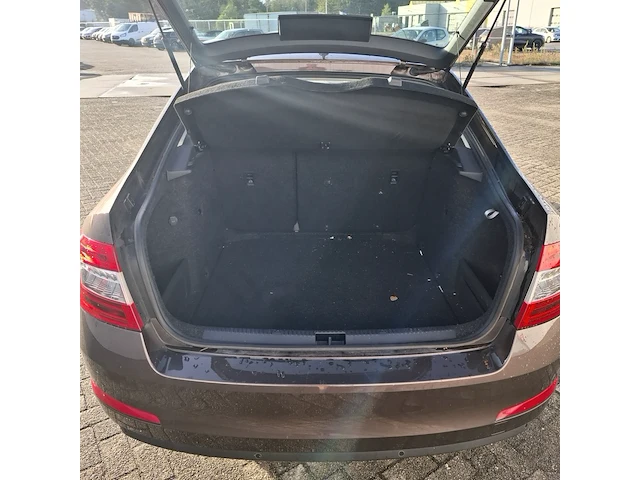 Personenauto, skoda, octavia combi 2.0 tdi, 2016 - afbeelding 24 van  46