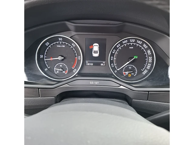 Personenauto, skoda, superb, 2017 - afbeelding 18 van  59