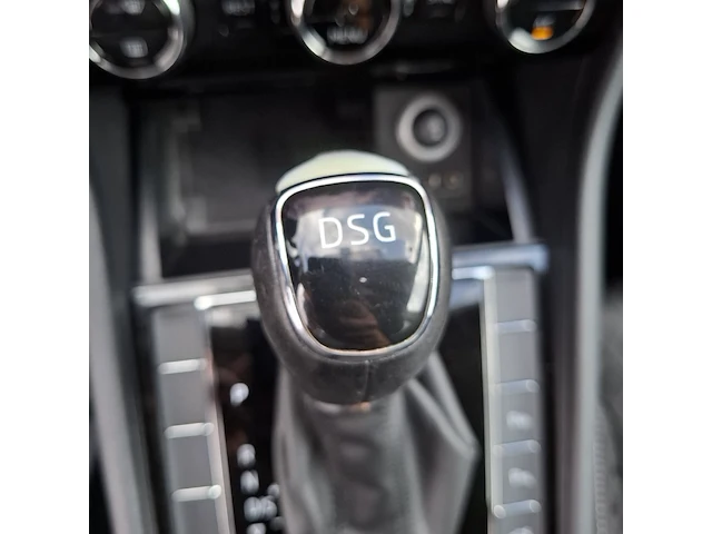 Personenauto, skoda, superb, 2017 - afbeelding 25 van  59