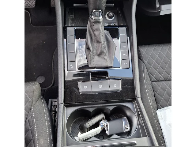 Personenauto, skoda, superb, 2017 - afbeelding 27 van  59