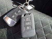 Personenauto, skoda, superb, 2017 - afbeelding 28 van  59