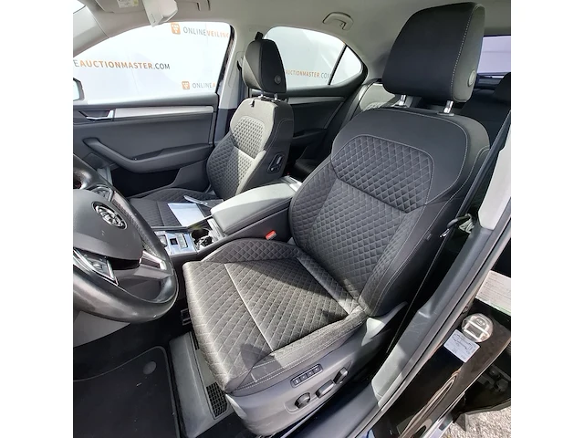 Personenauto, skoda, superb, 2017 - afbeelding 33 van  59