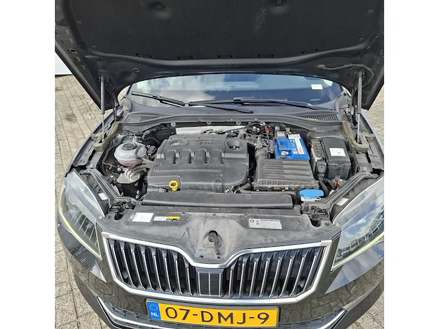 Personenauto, skoda, superb, 2017 - afbeelding 44 van  59