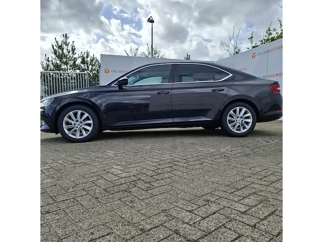 Personenauto, skoda, superb, 2017 - afbeelding 58 van  59