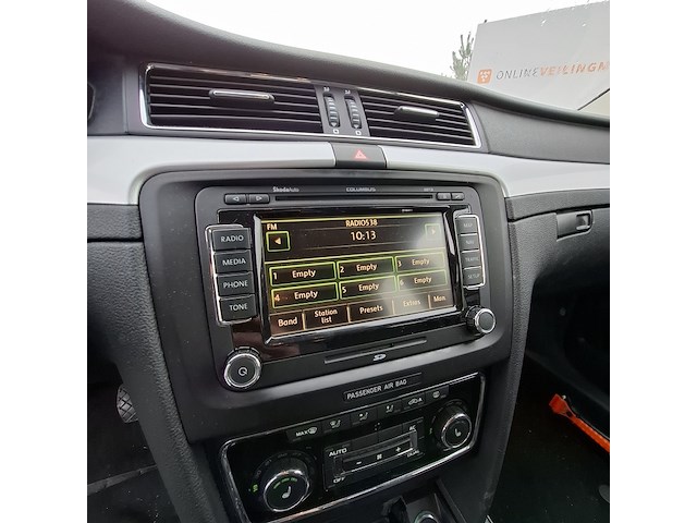 Personenauto skoda, superb combi 3.6, grijs, bouwjaar 2010 - afbeelding 11 van  29