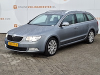 Personenauto skoda, superb combi 3.6, grijs, bouwjaar 2010 - afbeelding 1 van  29