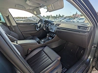 Personenauto, skoda, superb - afbeelding 8 van  57