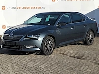 Personenauto, skoda, superb - afbeelding 1 van  57